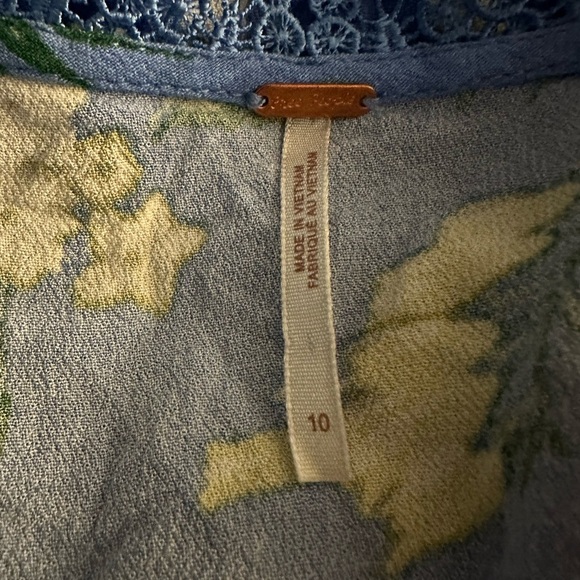 Free People blue Alora Floral print mini dress button front lace Sz 10 - Picture 7 of 8